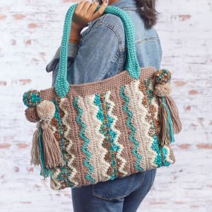 IMG: Free Pattern: Stunning Crochet Bag With Flame Stitches