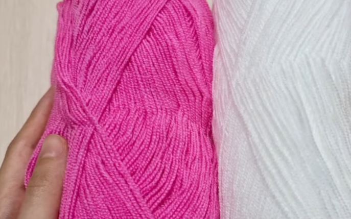 Yarn to crochet your blanket