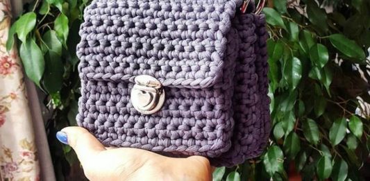 Free patterns of mini crochet bags