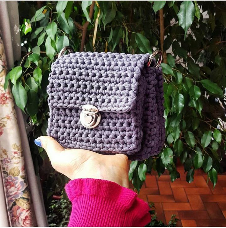 Square crochet bag